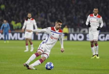 故事将在法 故事将在法